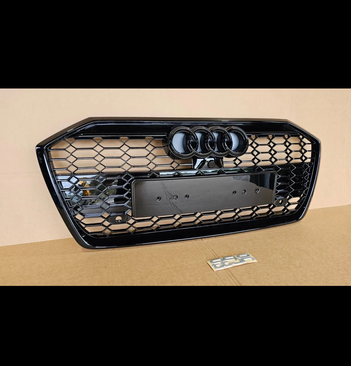 RS6 Style Honeycomb Grille Gloss Black For Audi A6 S6 C8 Facelift 19-22