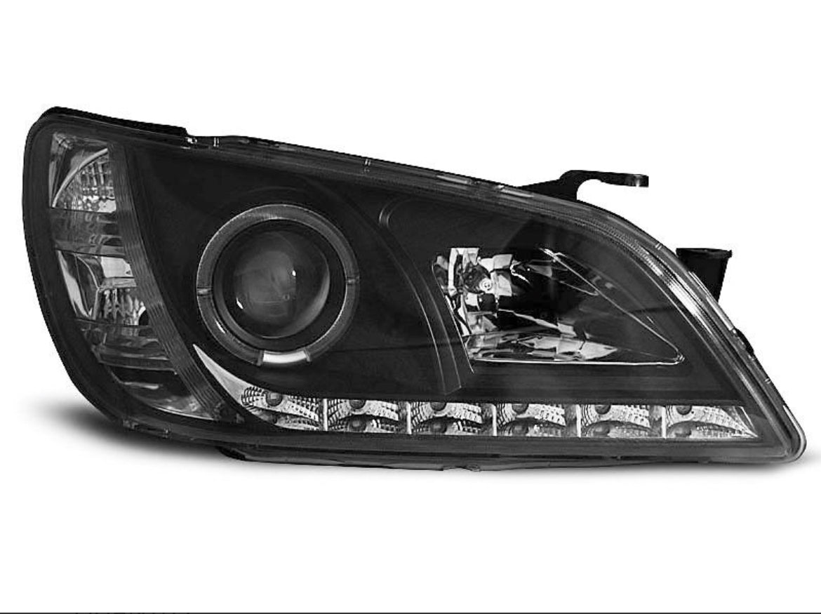 LEXUS IS 01-05 DAYLIGHT BLACK Led