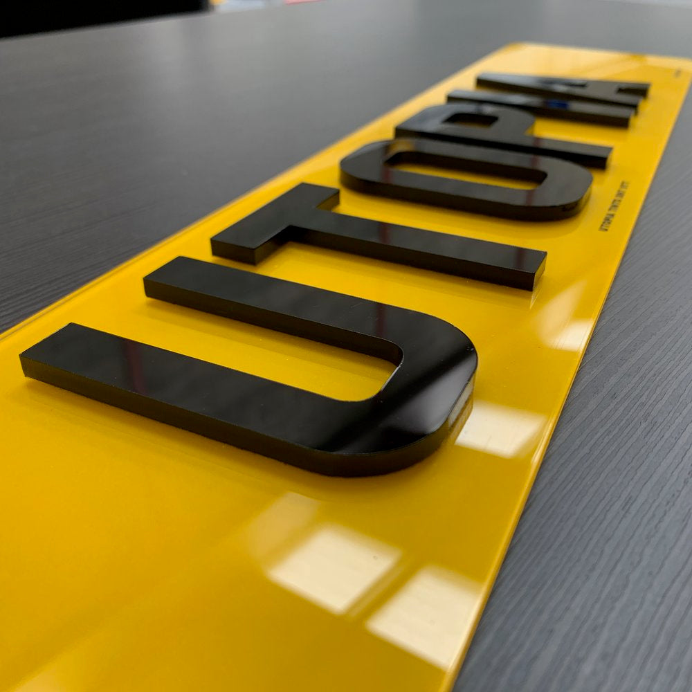 4D black plates