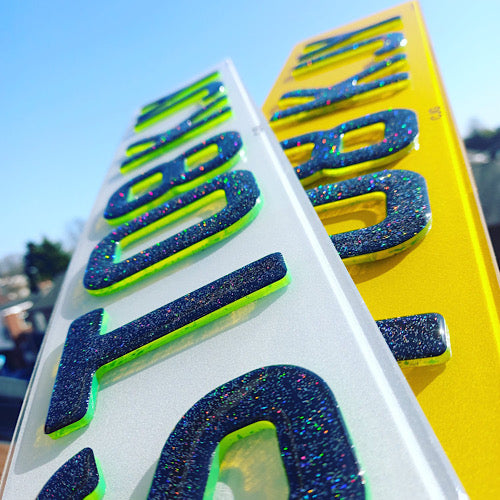 4D Glitter Plates