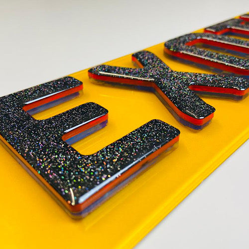 4D Glitter Plates