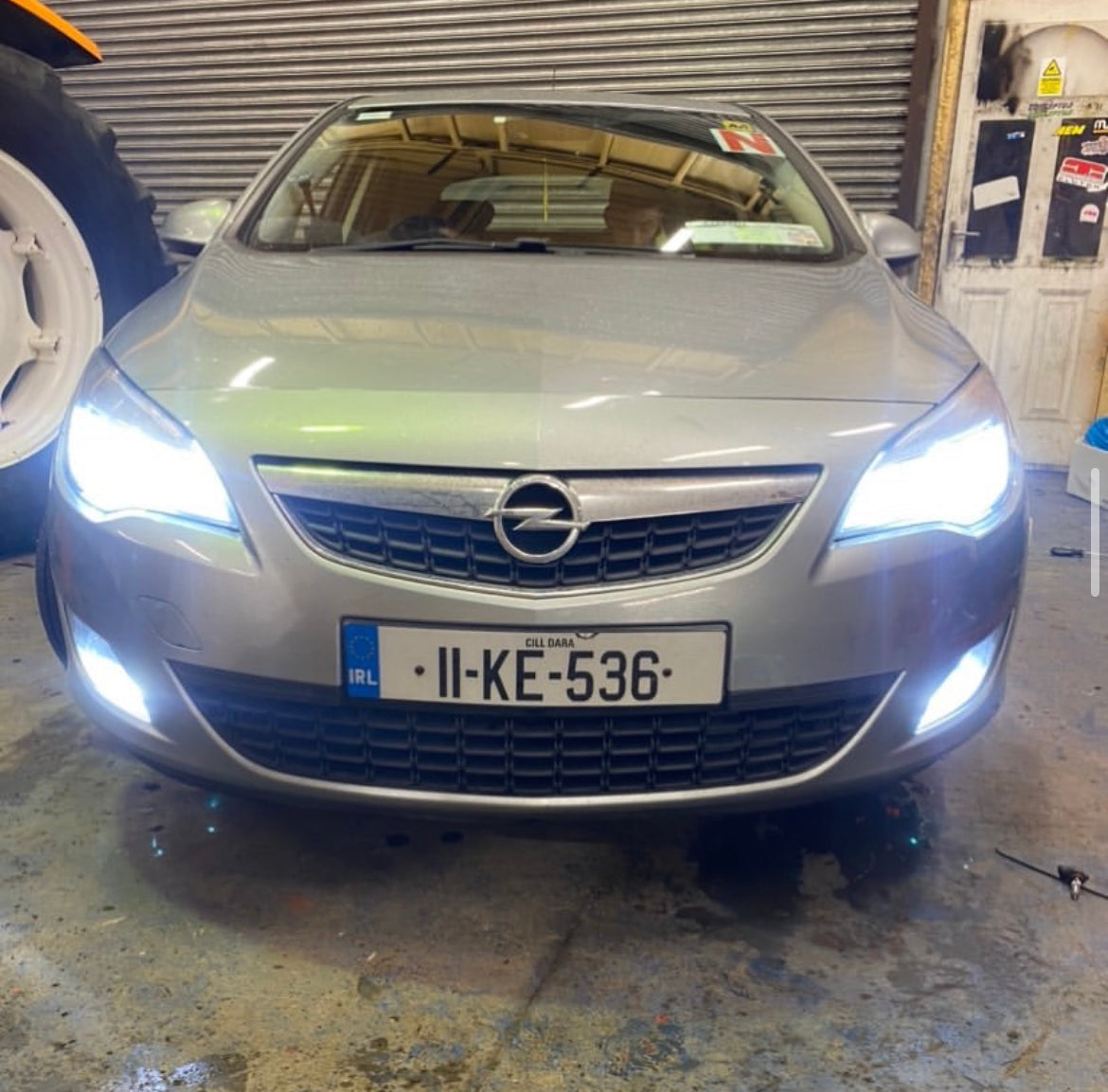 Front LED indicator pack for Opel Astra J