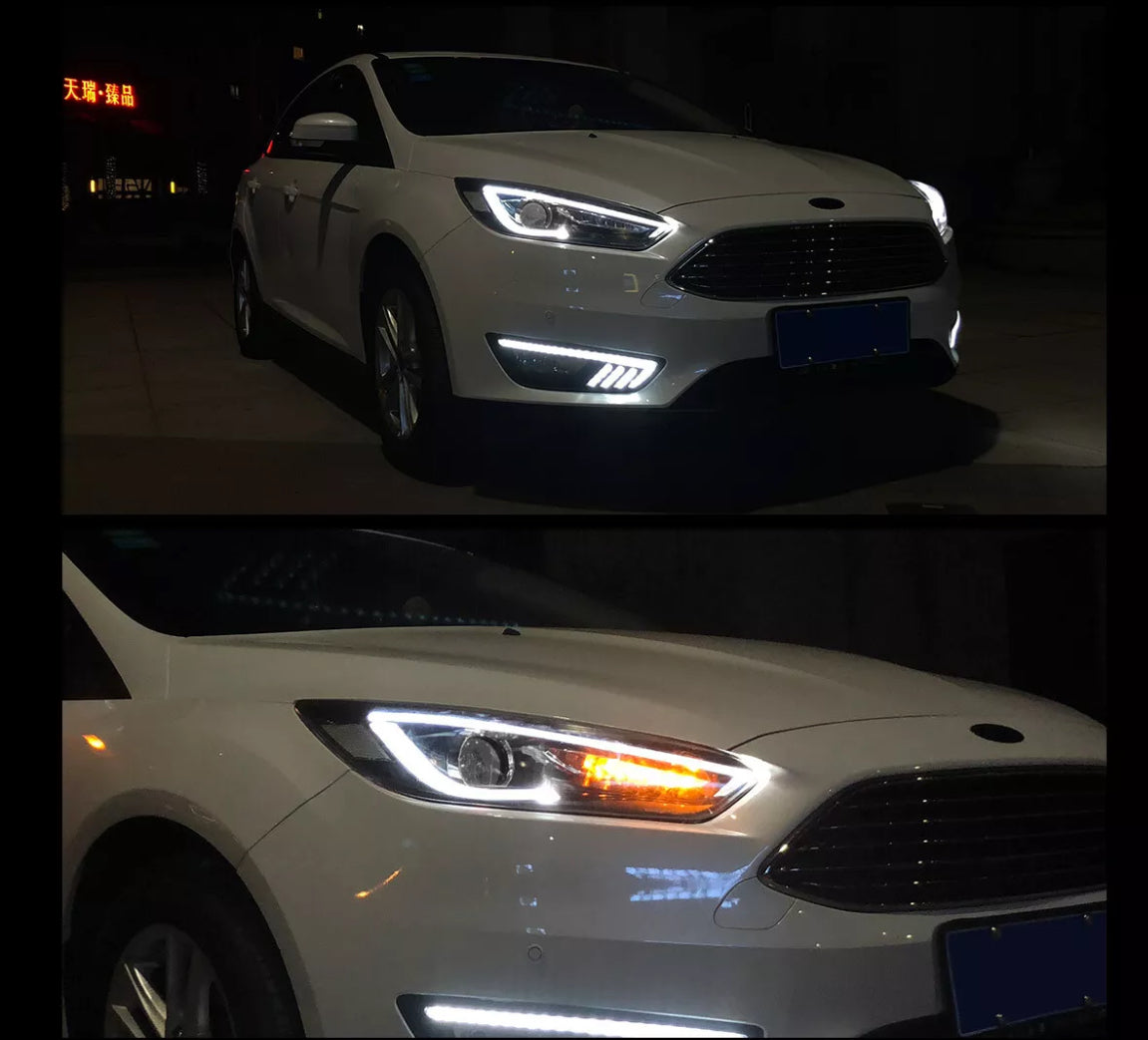 2015-2018 Ford Focus Black Projector Headlights dynamic